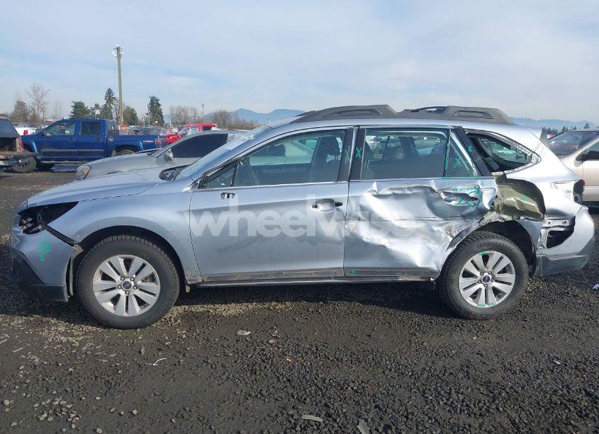 Photo 6 of 2018 Subaru Outback 2.5I (VIN 4S4BSAAC7J3302012)