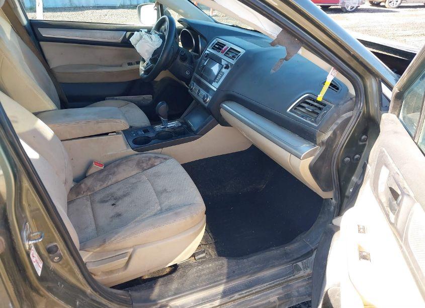 Photo 5 of 2018 Subaru Outback 2.5I (VIN 4S4BSAAC9J3301251)