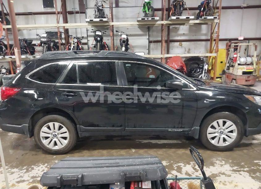 Photo 13 of 2018 Subaru Outback 2.5I (VIN 4S4BSAAC9J3313450)