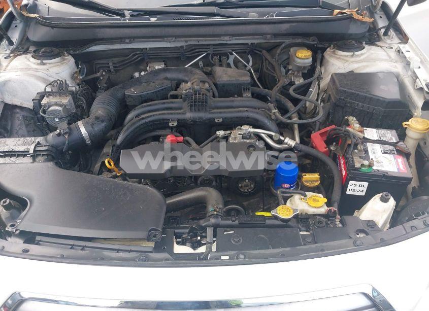 Photo 10 of 2015 Subaru Outback 2.5I (VIN 4S4BSAACXF3341572)