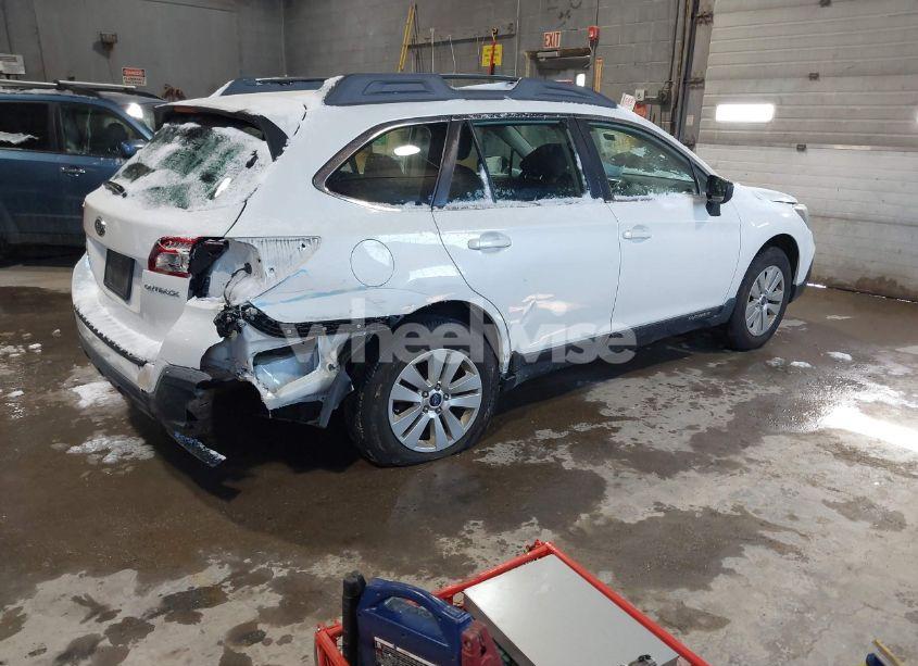 Photo 4 of 2018 Subaru Outback 2.5I (VIN 4S4BSAACXJ3280314)