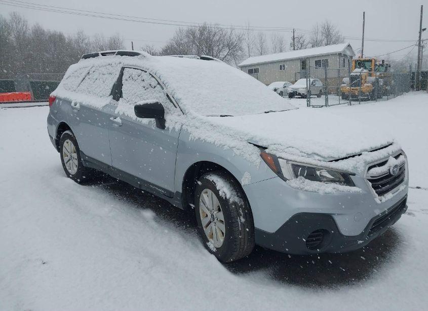 2019 Subaru Outback 2.5I (VIN 4S4BSABC0K3223281) main photo