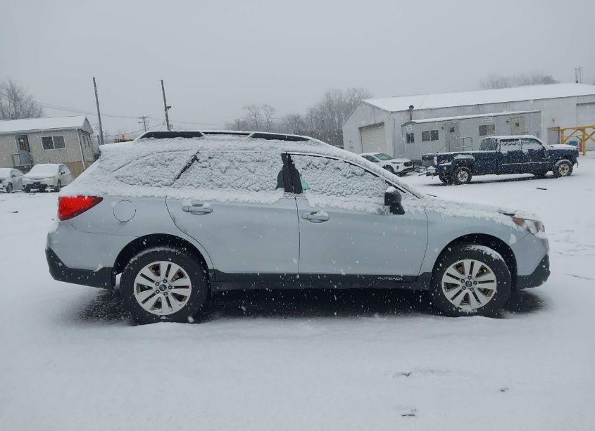 Photo 12 of 2019 Subaru Outback 2.5I (VIN 4S4BSABC0K3223281)