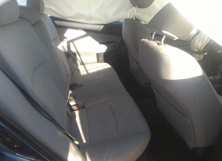 Photo 8 of 2019 Subaru Outback 2.5I (VIN 4S4BSABC0K3276837)