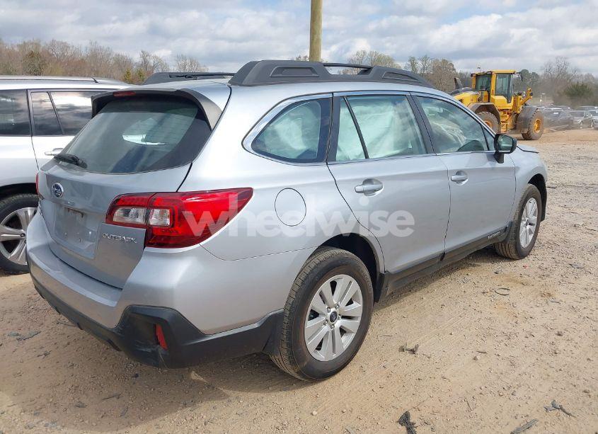 Photo 4 of 2019 Subaru Outback 2.5I (VIN 4S4BSABC0K3377392)