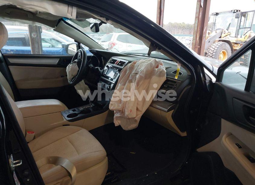 Photo 5 of 2019 Subaru Outback 2.5I (VIN 4S4BSABC2K3316223)