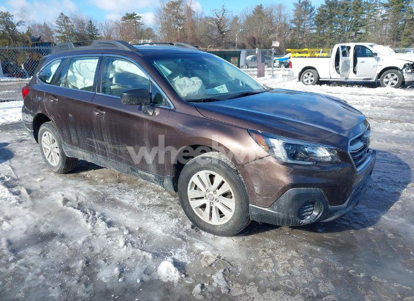 2019 Subaru Outback 2.5I (VIN 4S4BSABC3K3395238) main photo
