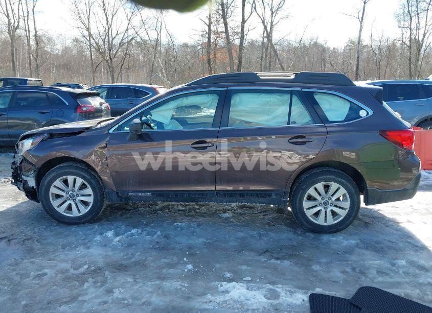 Photo 14 of 2019 Subaru Outback 2.5I (VIN 4S4BSABC3K3395238)