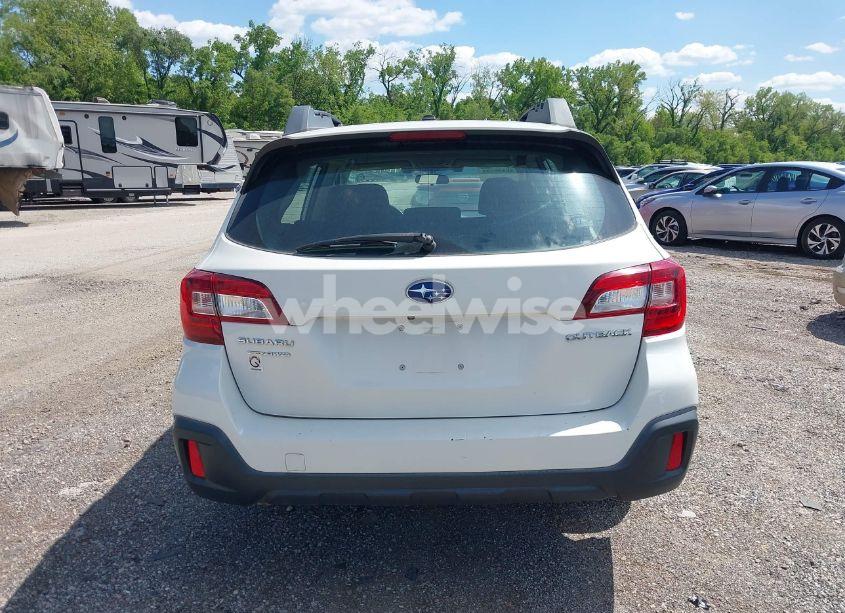 Photo 17 of 2019 Subaru Outback 2.5I (VIN 4S4BSABC4K3237443)
