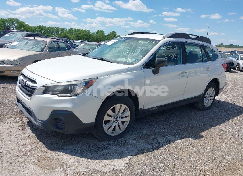 Photo 2 of 2019 Subaru Outback 2.5I (VIN 4S4BSABC4K3237443)