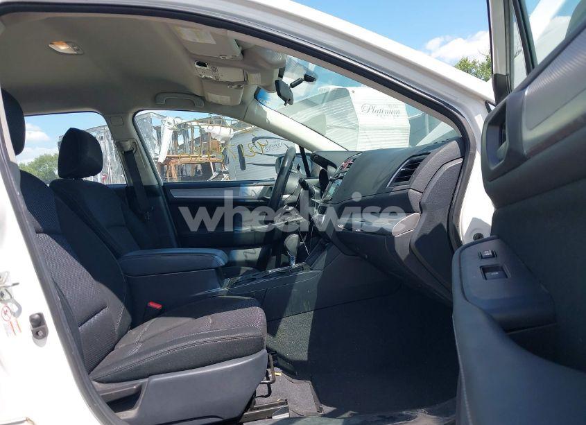 Photo 5 of 2019 Subaru Outback 2.5I (VIN 4S4BSABC4K3237443)