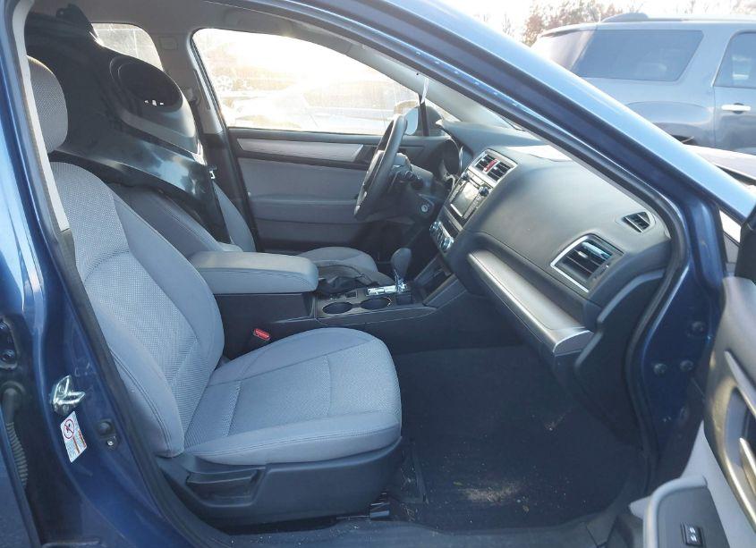 Photo 5 of 2019 Subaru Outback 2.5I (VIN 4S4BSABC4K3314604)