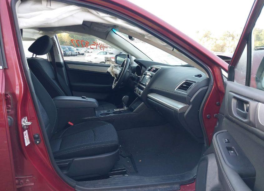 Photo 5 of 2019 Subaru Outback 2.5I (VIN 4S4BSABC6K3279760)