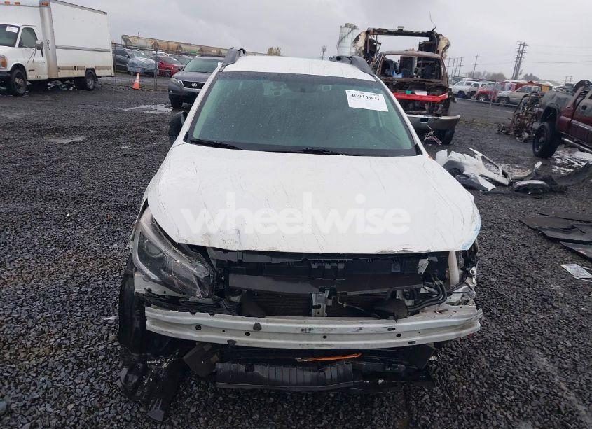 Photo 13 of 2019 Subaru Outback 2.5I (VIN 4S4BSABCXK3268325)