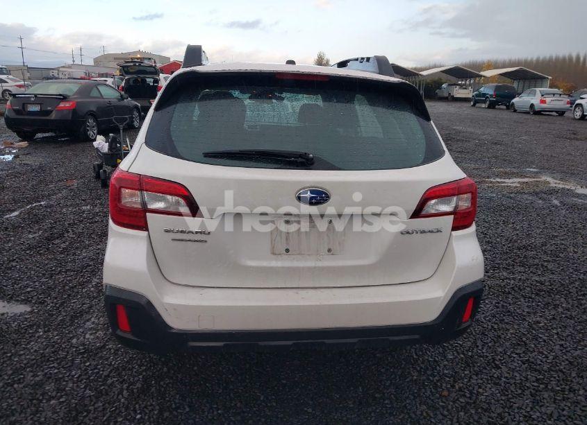 Photo 17 of 2019 Subaru Outback 2.5I (VIN 4S4BSABCXK3268325)