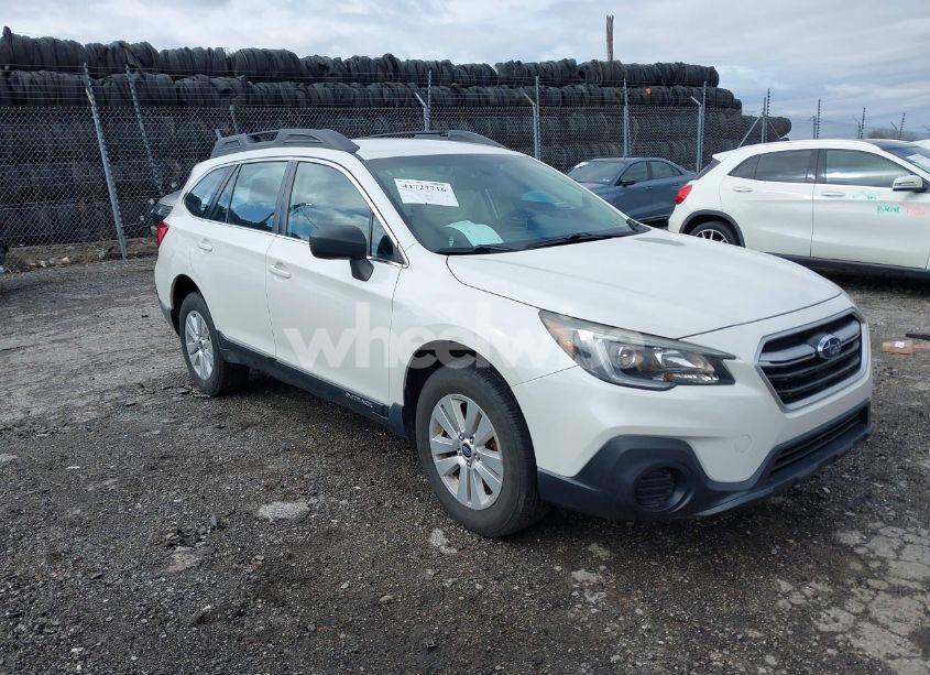 2019 Subaru Outback 2.5I (VIN 4S4BSABCXK3283052) main photo