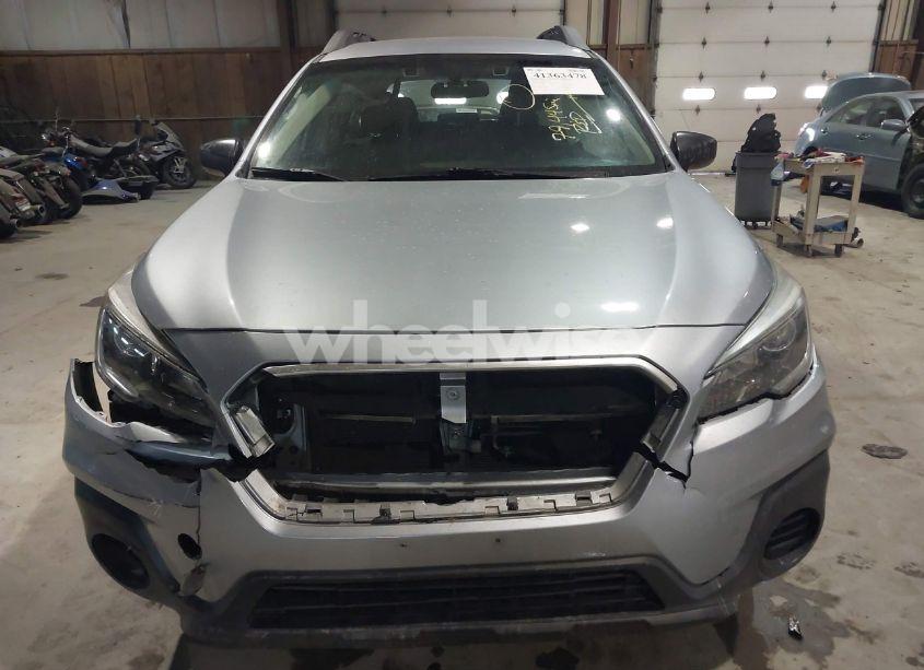 Photo 12 of 2019 Subaru Outback 2.5I (VIN 4S4BSABCXK3325235)