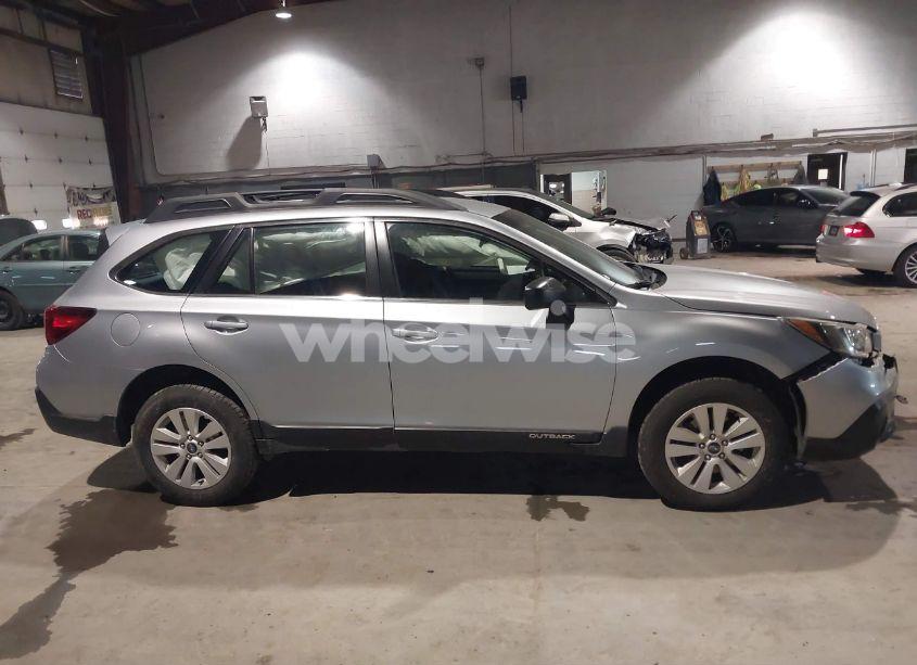 Photo 13 of 2019 Subaru Outback 2.5I (VIN 4S4BSABCXK3325235)