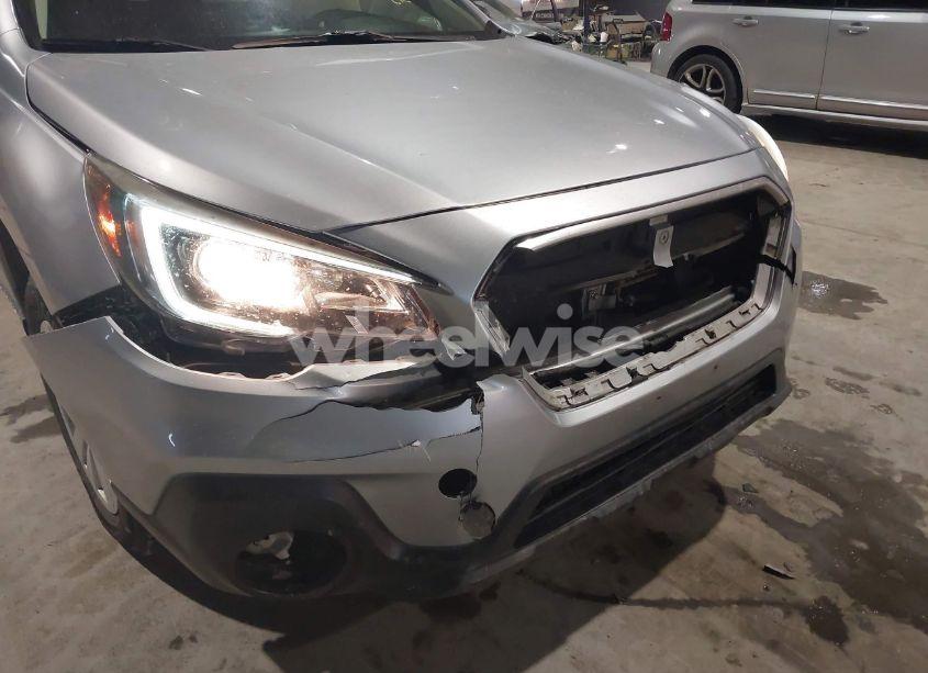 Photo 6 of 2019 Subaru Outback 2.5I (VIN 4S4BSABCXK3325235)