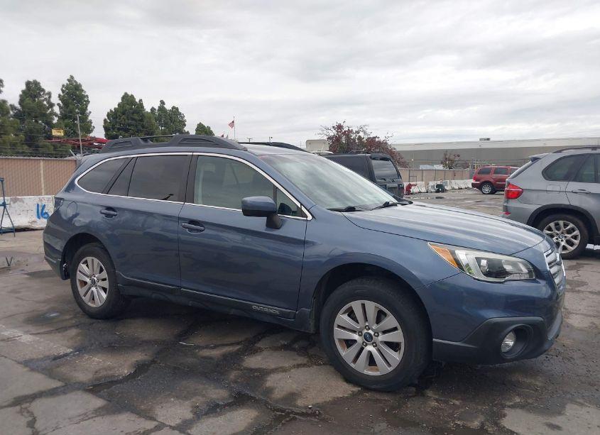 2016 Subaru Outback 2.5I PREMIUM (VIN 4S4BSACC0G3223092) main photo