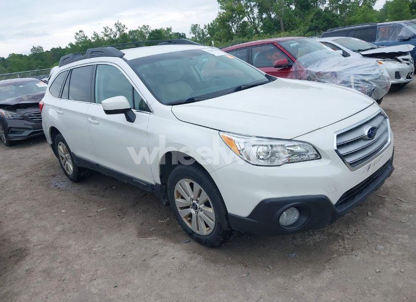 2015 Subaru Outback 2.5I PREMIUM (VIN 4S4BSACC1F3302253) main photo