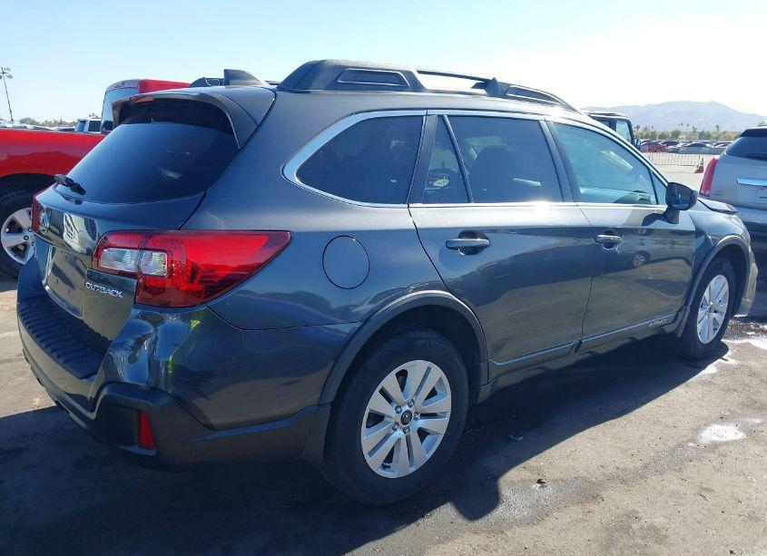 Photo 4 of 2018 Subaru Outback 2.5I PREMIUM (VIN 4S4BSACC1J3207037)