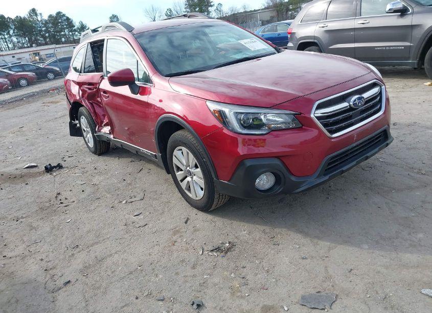 2018 Subaru Outback 2.5I PREMIUM (VIN 4S4BSACC1J3257775) main photo