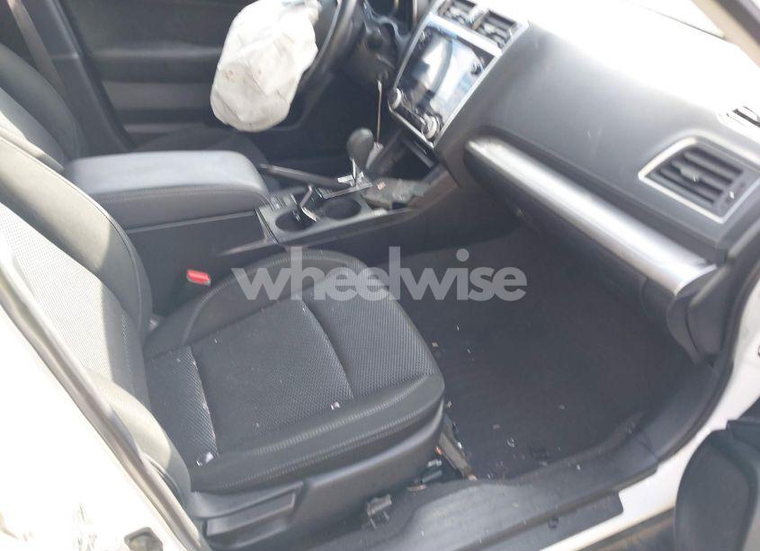 Photo 5 of 2018 Subaru Outback 2.5I PREMIUM (VIN 4S4BSACC1J3299928)