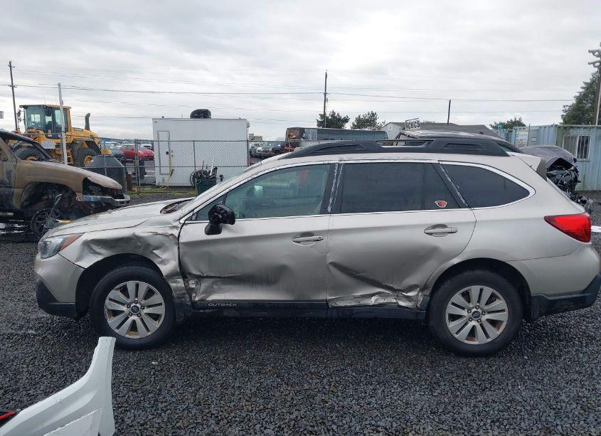 Photo 15 of 2018 Subaru Outback 2.5I PREMIUM (VIN 4S4BSACC1J3329607)
