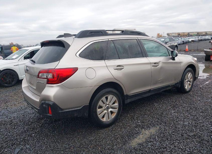 Photo 4 of 2018 Subaru Outback 2.5I PREMIUM (VIN 4S4BSACC1J3329607)