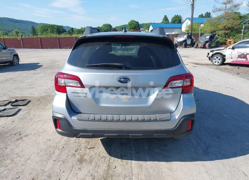 Photo 17 of 2018 Subaru Outback 2.5I PREMIUM (VIN 4S4BSACC2J3301086)