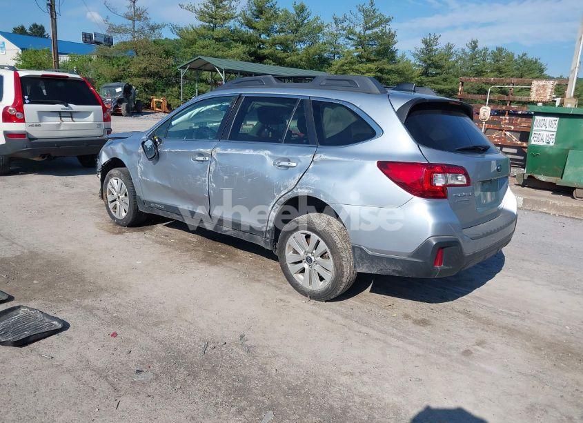 Photo 3 of 2018 Subaru Outback 2.5I PREMIUM (VIN 4S4BSACC2J3301086)