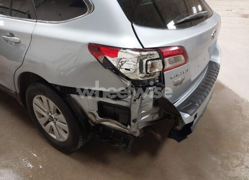 Photo 6 of 2015 Subaru Outback 2.5I PREMIUM (VIN 4S4BSACC3F3210335)