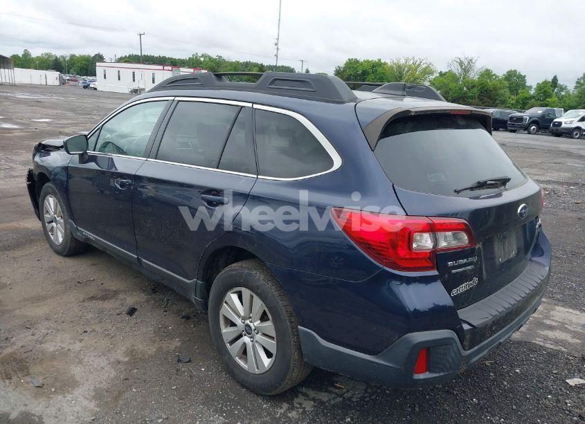 Photo 3 of 2018 Subaru Outback 2.5I PREMIUM (VIN 4S4BSACC3J3283424)