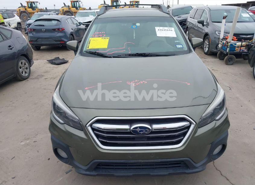 Photo 13 of 2018 Subaru Outback 2.5I PREMIUM (VIN 4S4BSACC4J3318696)