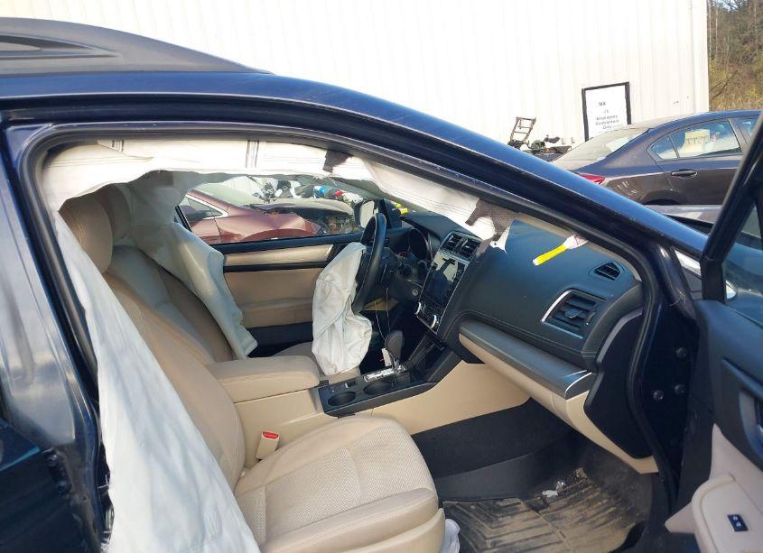 Photo 5 of 2018 Subaru Outback 2.5I PREMIUM (VIN 4S4BSACC4J3381765)