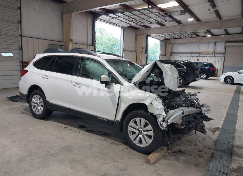 2017 Subaru Outback 2.5I PREMIUM (VIN 4S4BSACC5H3428537) main photo