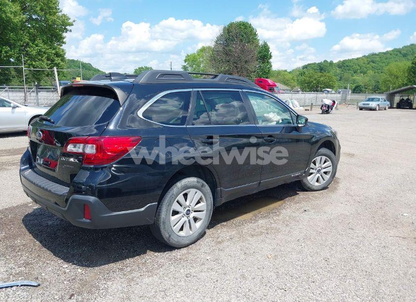 Photo 4 of 2018 Subaru Outback 2.5I PREMIUM (VIN 4S4BSACC5J3365431)