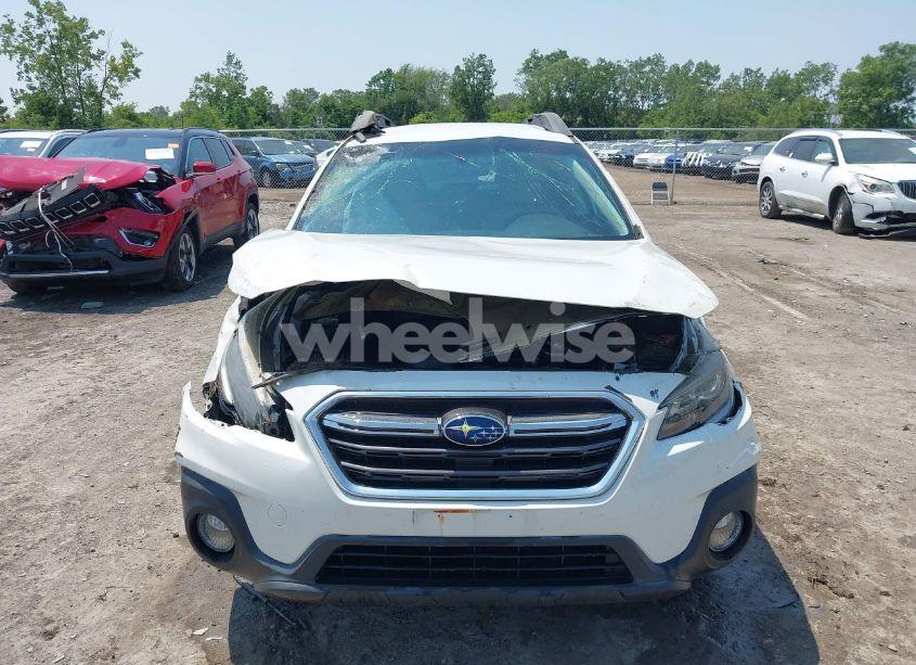 Photo 12 of 2018 Subaru Outback 2.5I PREMIUM (VIN 4S4BSACC6J3217837)
