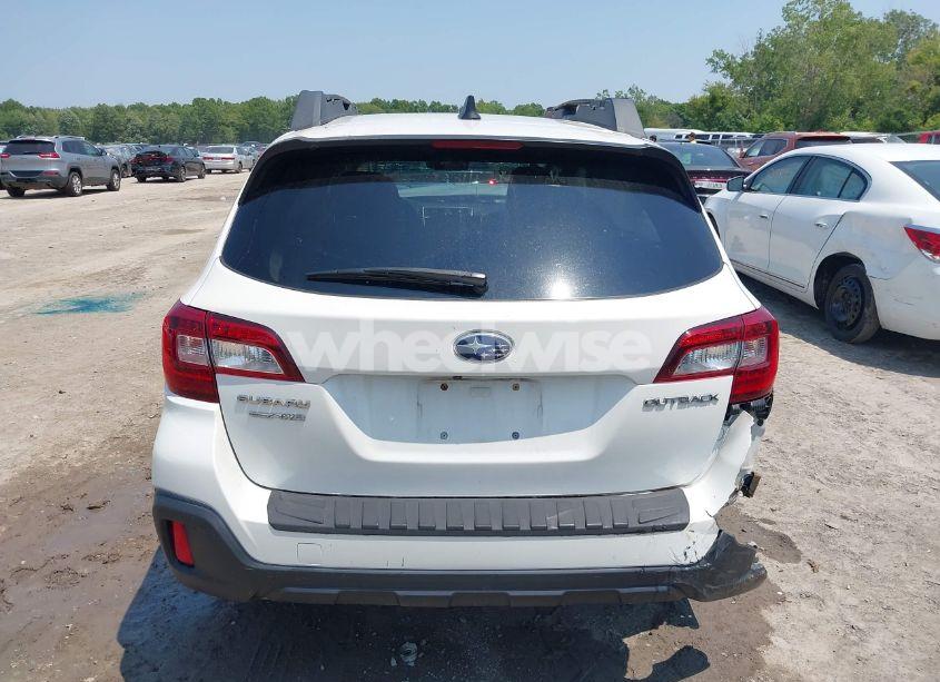 Photo 16 of 2018 Subaru Outback 2.5I PREMIUM (VIN 4S4BSACC6J3217837)