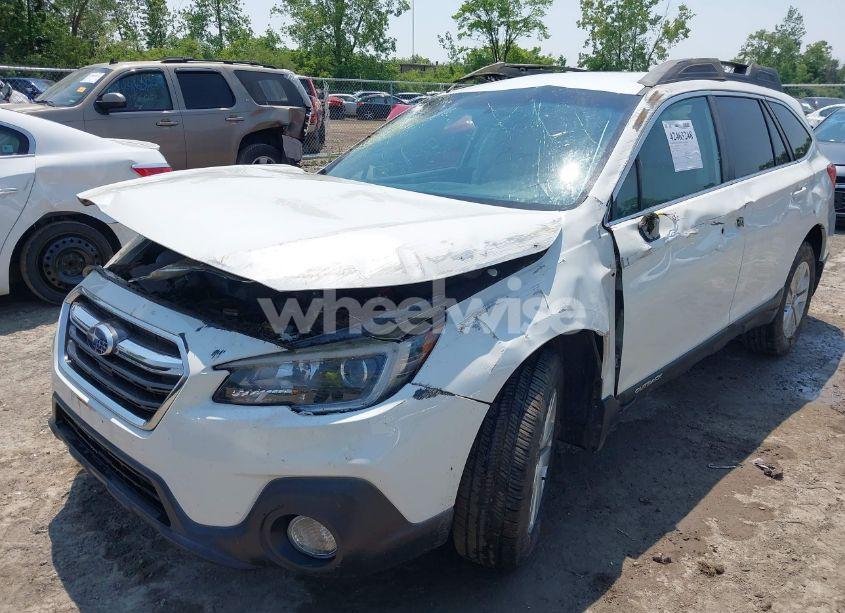 Photo 6 of 2018 Subaru Outback 2.5I PREMIUM (VIN 4S4BSACC6J3217837)
