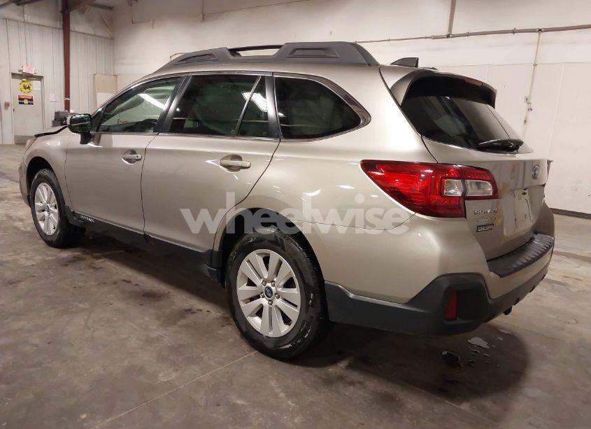 Photo 3 of 2018 Subaru Outback 2.5I PREMIUM (VIN 4S4BSACC6J3348878)
