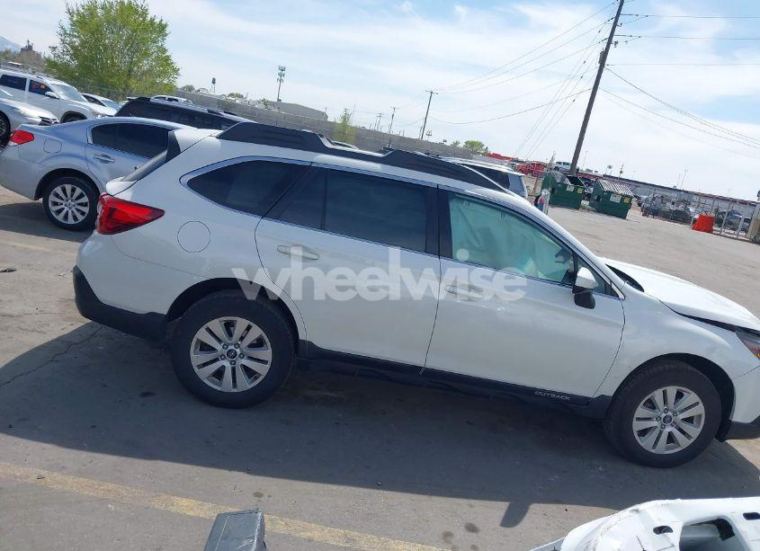 Photo 13 of 2018 Subaru Outback 2.5I PREMIUM (VIN 4S4BSACC6J3376826)