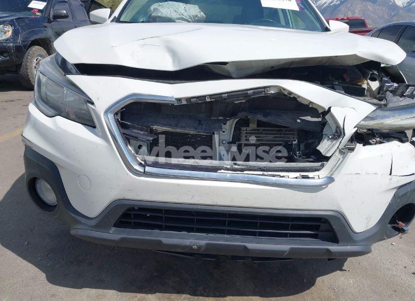 Photo 6 of 2018 Subaru Outback 2.5I PREMIUM (VIN 4S4BSACC6J3376826)