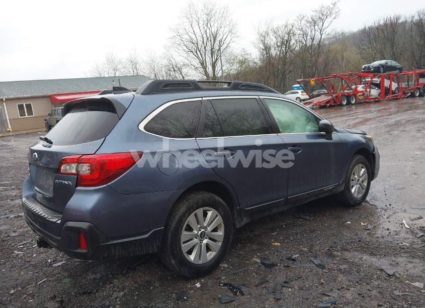 Photo 4 of 2018 Subaru Outback 2.5I PREMIUM (VIN 4S4BSACC7J3262835)