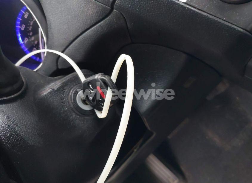 Photo 11 of 2017 Subaru Outback 2.5I PREMIUM (VIN 4S4BSACC8H3300129)