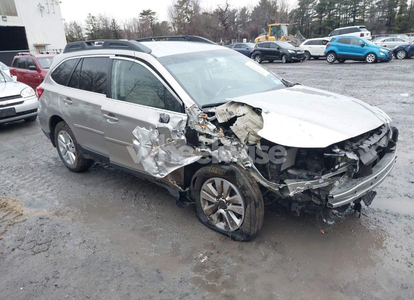 2017 Subaru Outback 2.5I PREMIUM (VIN 4S4BSACC8H3390351) main photo