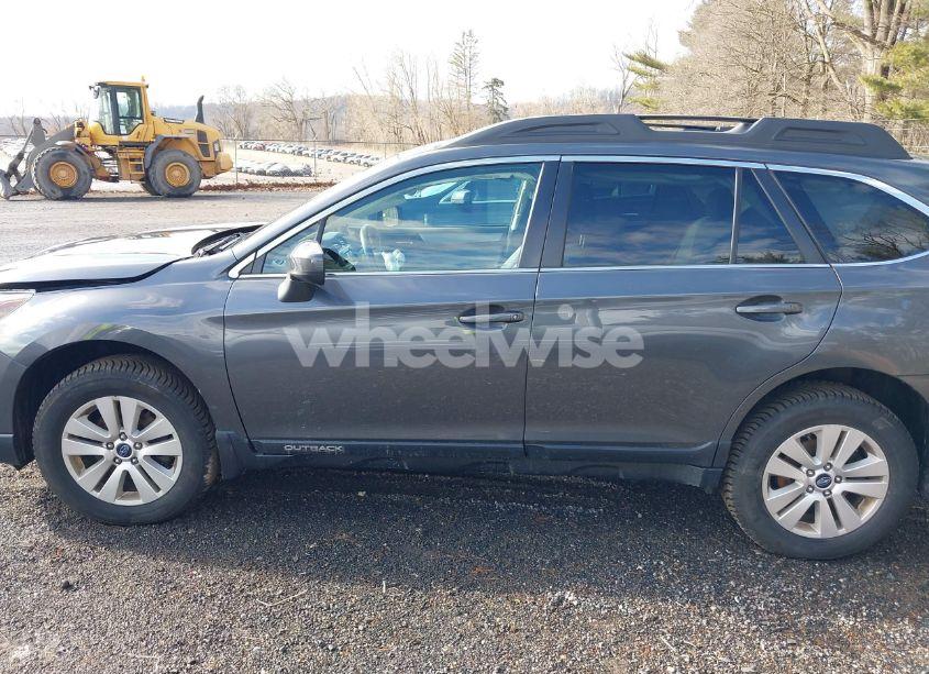 Photo 14 of 2018 Subaru Outback 2.5I PREMIUM (VIN 4S4BSACC8J3209092)