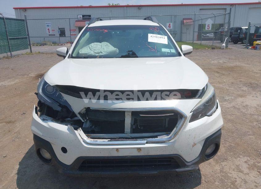 Photo 6 of 2018 Subaru Outback 2.5I PREMIUM (VIN 4S4BSACC9J3231716)