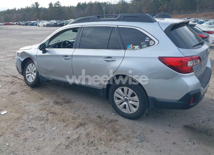 Photo 13 of 2018 Subaru Outback 2.5I PREMIUM (VIN 4S4BSACCXJ3266328)